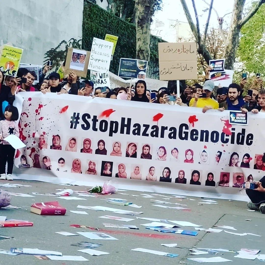 enfents d'afghanistan, paris, france,stophazaragenocide